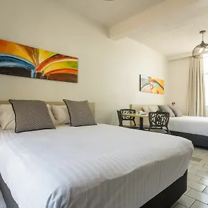 https://emerald-star.queenslandhotels.net
